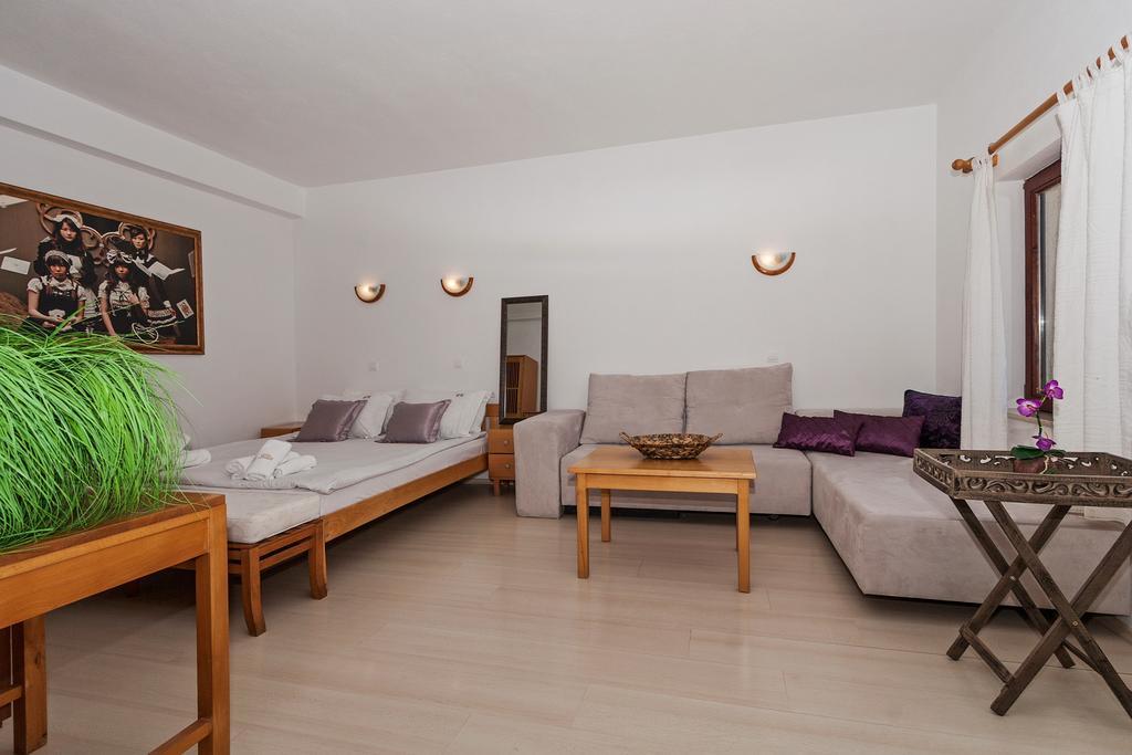Villa Klia Lagadin Habitación foto